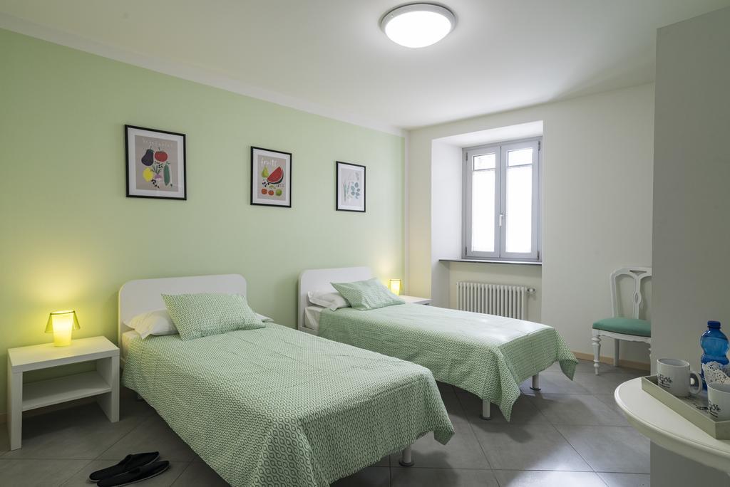 Chery Bed & Breakfast Riva San Vitale Room photo